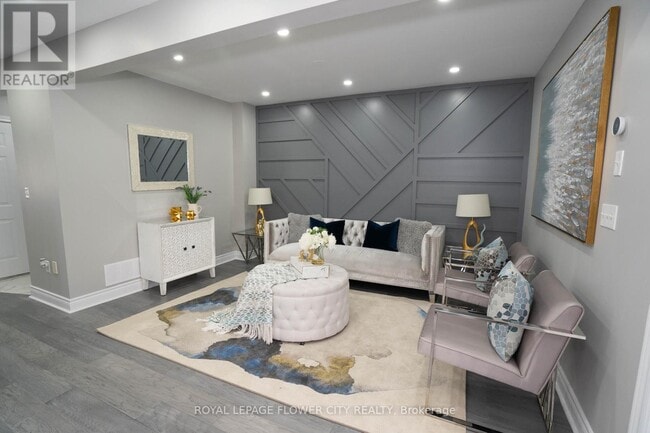 Building Photo - 40 Dewridge Ct