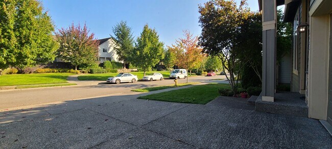 Building Photo - 16428 42nd Ave SE