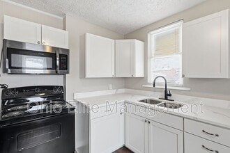 Building Photo - 783 S 18th St