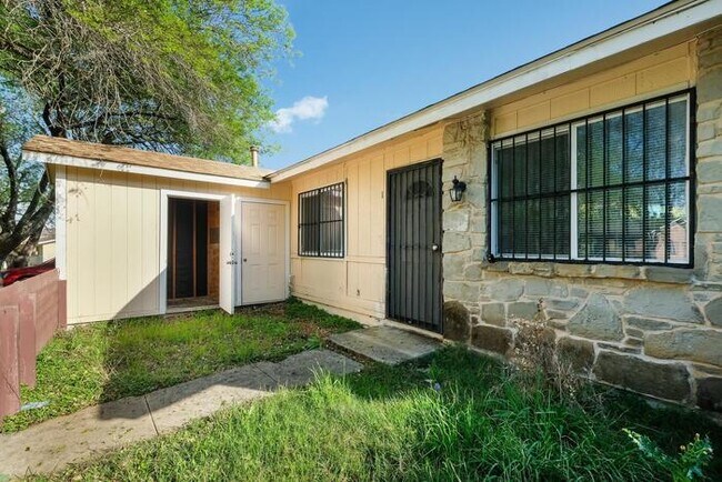 Foto del edificio - 7127 Glen Terrace