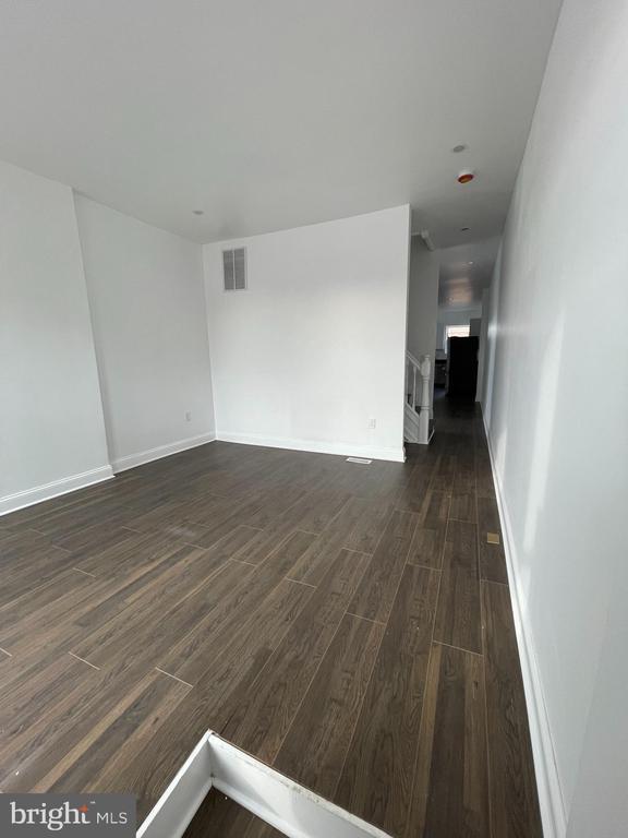 Building Photo - 1950 Mosher St