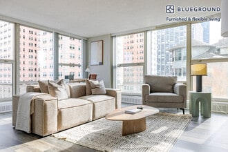 Building Photo - 5600 N Sheridan Rd