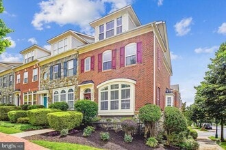 Building Photo - 12962 Clarksburg Square Rd