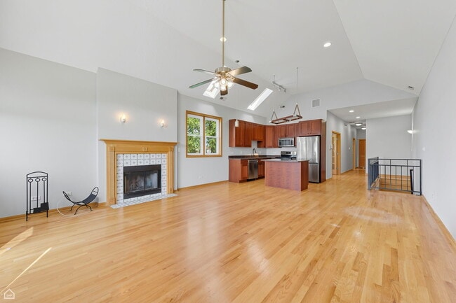 Foto del edificio - 119 N Mozart St