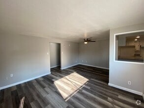 Building Photo - 110 Cooper Ave