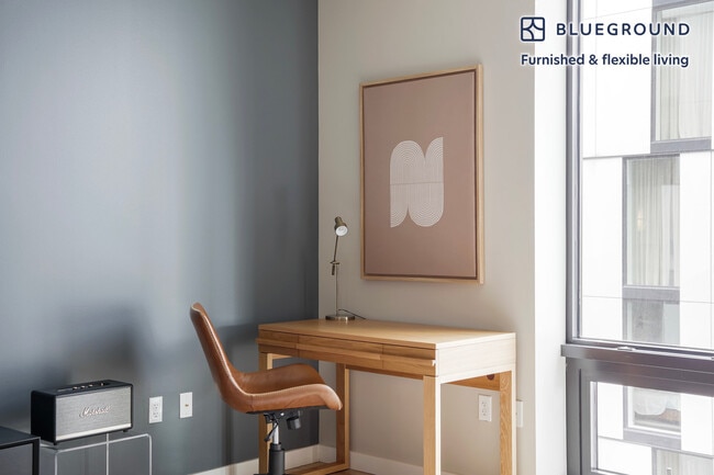 Foto del edificio - 1900 1st Ave