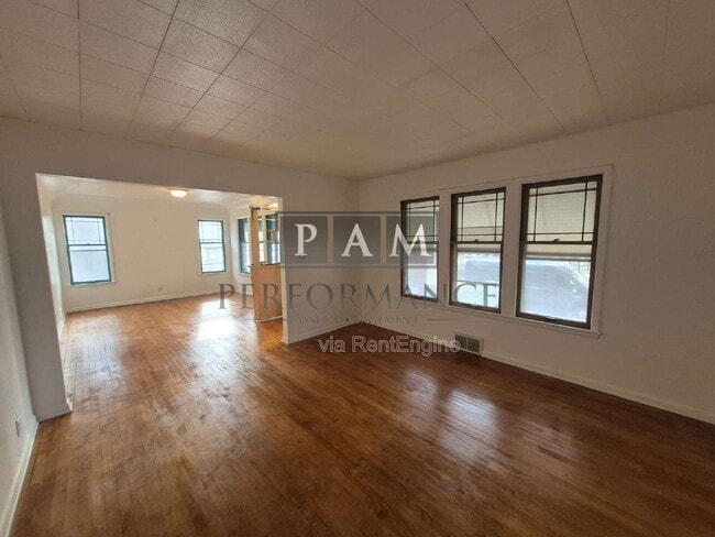 Building Photo - 1576 S Layton Blvd