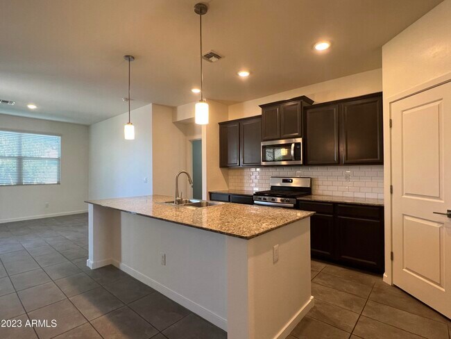 Foto del edificio - 7142 E Aerie Way