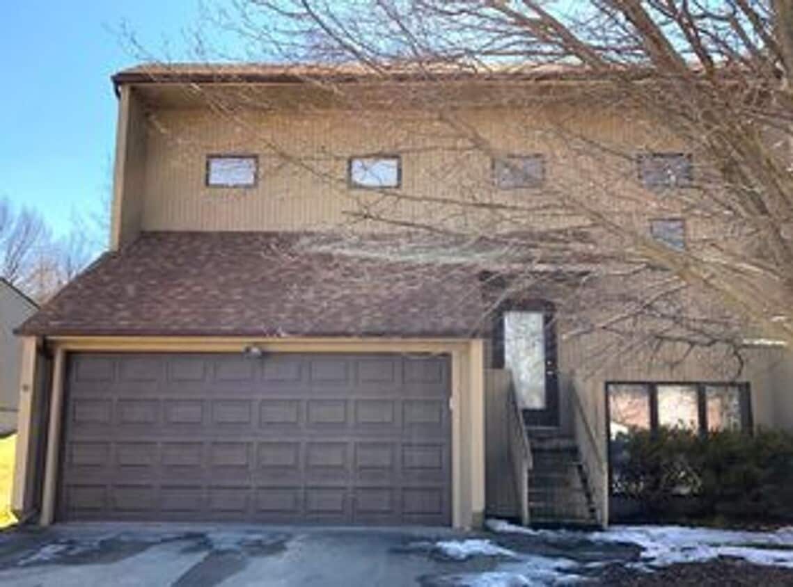 3 Bed/2 Bath in Iowa City - 3 Bed/2 Bath in Iowa City