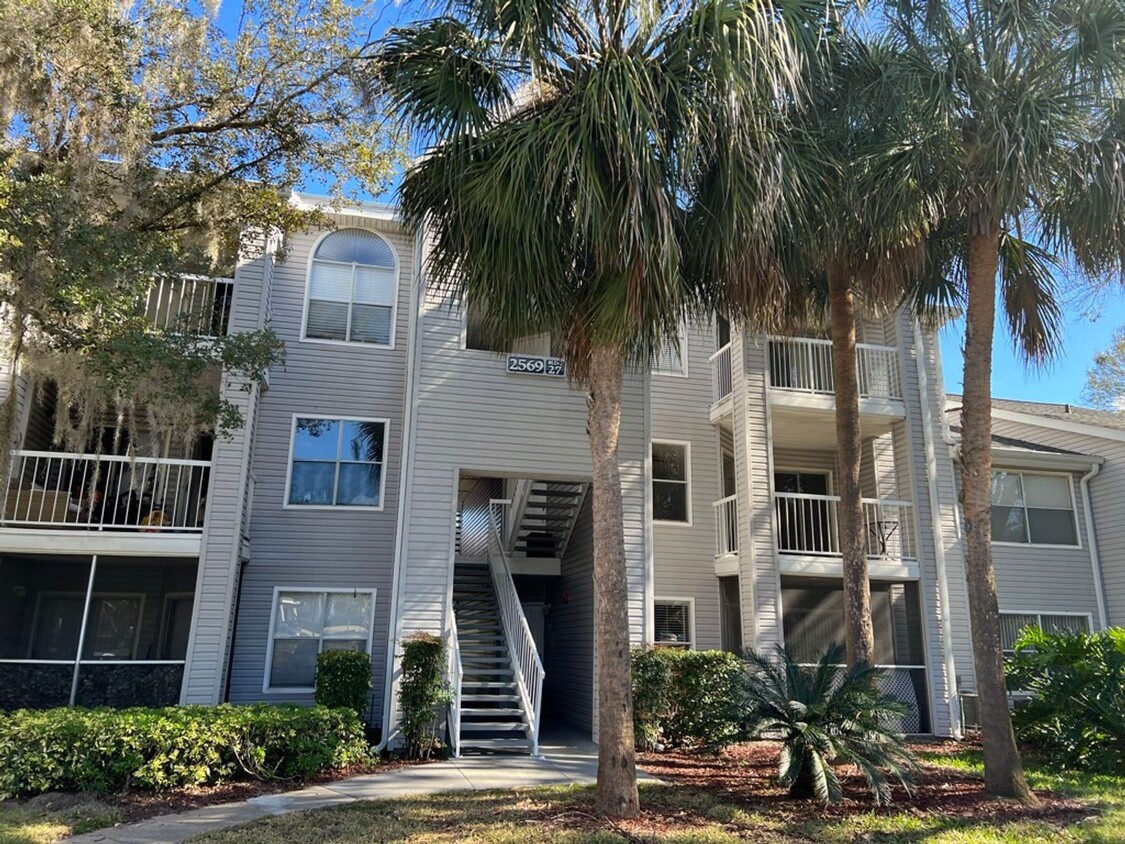 Primary Photo - Lake Mary Condo ~ New Paint, Laminate Floo...