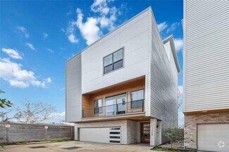 Building Photo - 1305 E 27th St