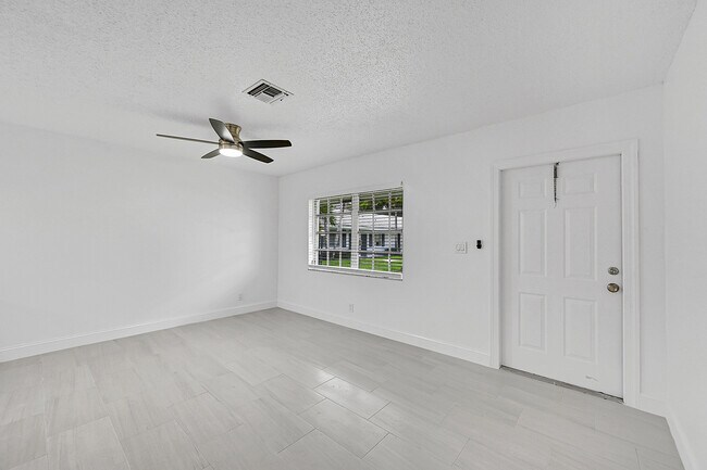 Foto del edificio - Central Apartments