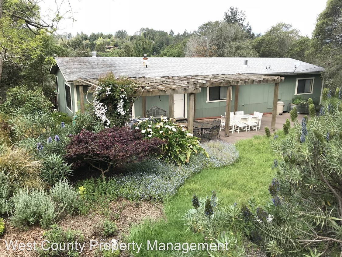 Primary Photo - 3 br, 2 bath House - 1000 Sexton Rd