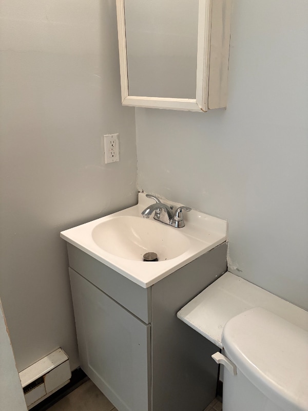 Building Photo - 817 S 59th St