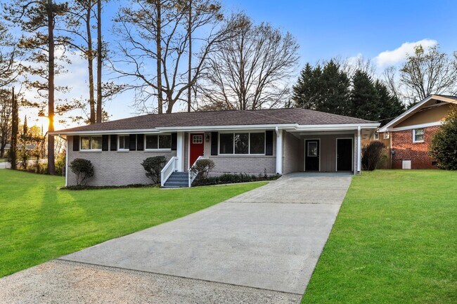 Foto del edificio - 3840 Redbud Ct Se
