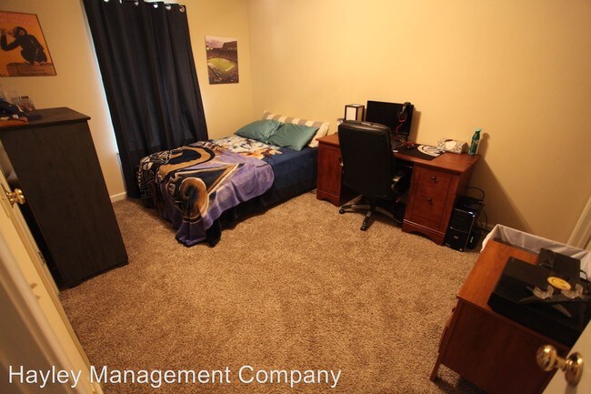 Foto del edificio - 3 br, 3 bath House - 716 Yeager Lane