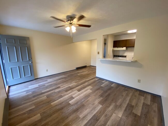Building Photo - 2632 Ellet Ave