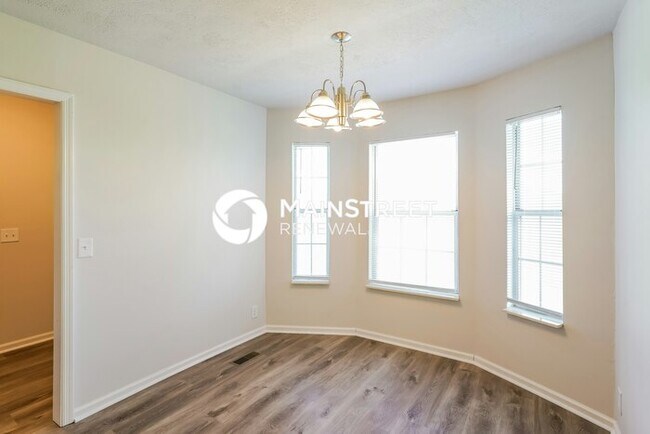 Building Photo - 3 Bedroom Pet-Friendly Home in Madison, TN with Main Street Renewal