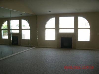 Foto del edificio - 2804 E Deyoung Dr