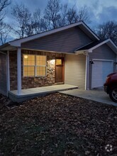 Building Photo - 40 Kaylee Ln