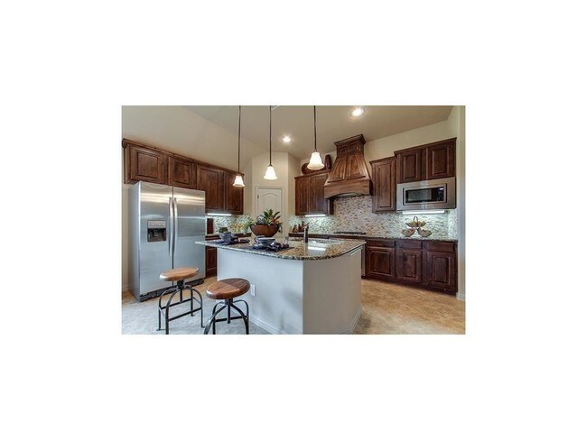 Building Photo - 2700 Hammock Lake Dr