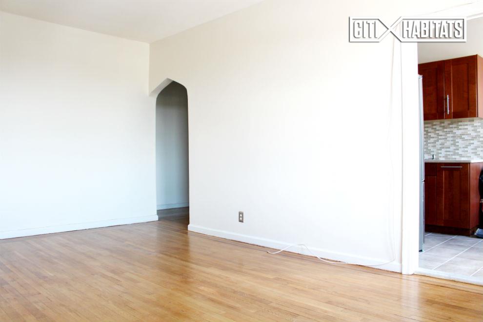 Primary Photo - 5911 Queens Blvd
