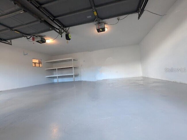 Building Photo - 6290 92nd Pl N