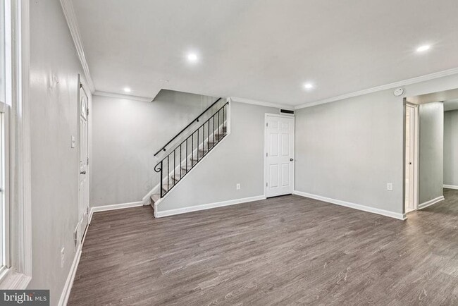 Building Photo - 2905 Wren Ct