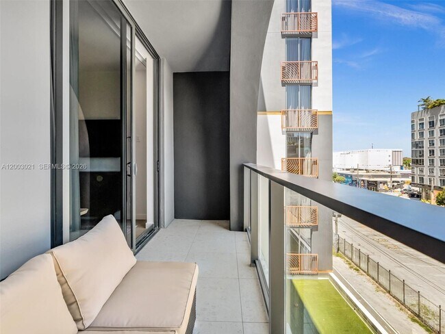 Foto del edificio - 2700 NW 2nd Ave