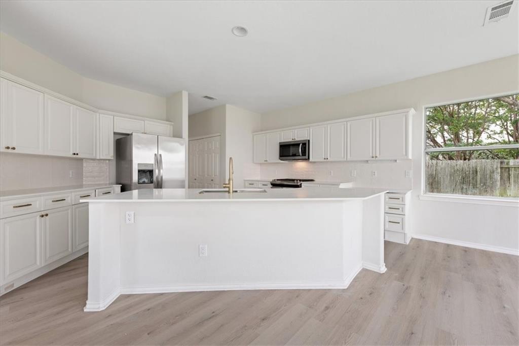 9622 Woodvale Dr, Austin, TX 78729 House Rental in Austin, TX