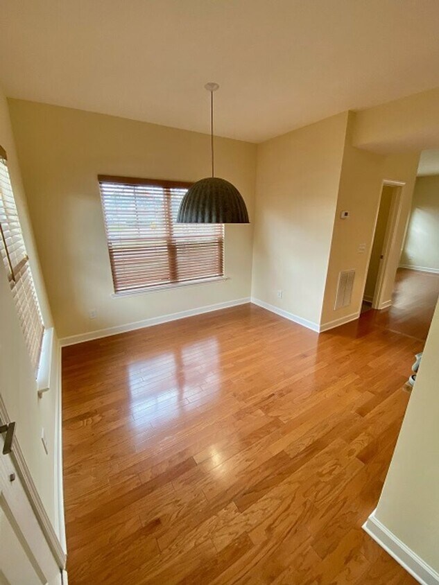 Foto principal - Modern 2BR/2BA Home Near BNA – Open Concep...