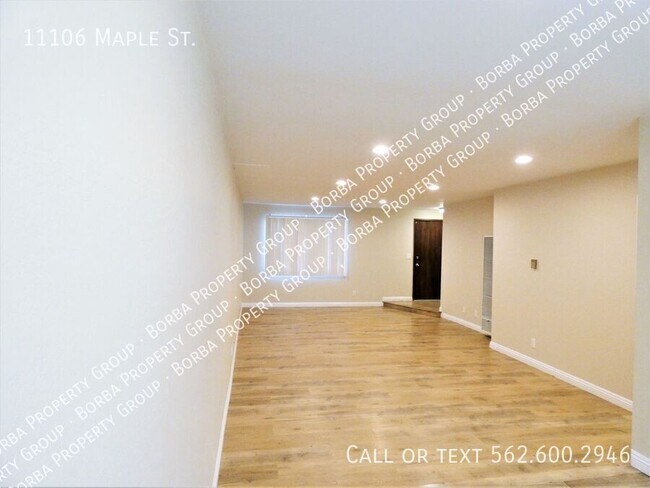 Foto del edificio - 11106 Maple St