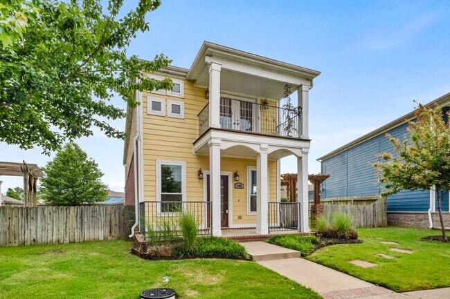 Foto del edificio - Updated 3 Beds + 2.5 Baths Home in an Excellent Location!