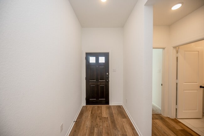 Foto del edificio - 42514 Summer Crst Rd