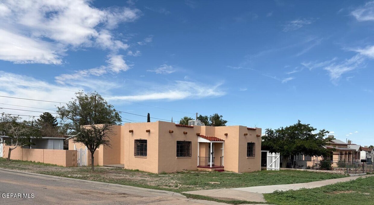 Foto principal - 3801 Mountain Ave