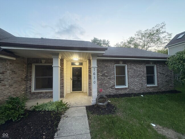 Foto del edificio - 7630 Lippincott Way