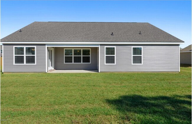 Building Photo - 35 Whisperwood Ln