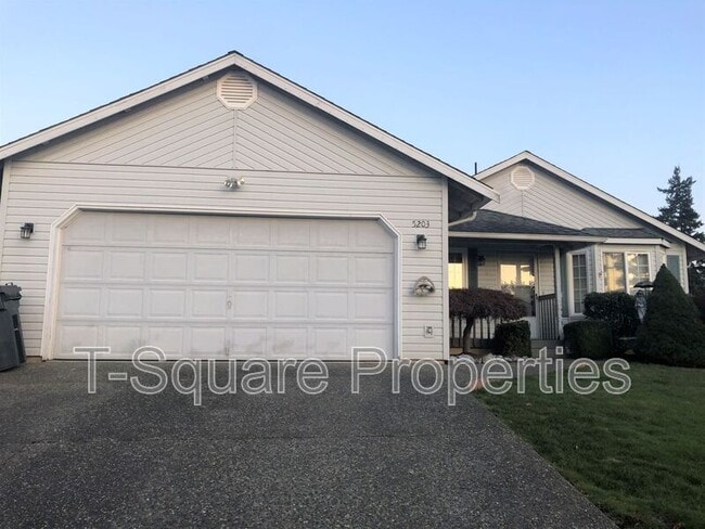 Building Photo - 5203 63rd Dr NE