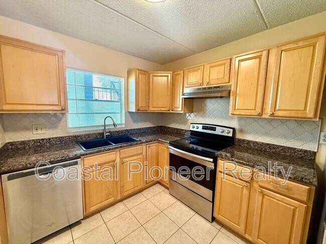 Foto del edificio - 2840 Somerset Park Dr