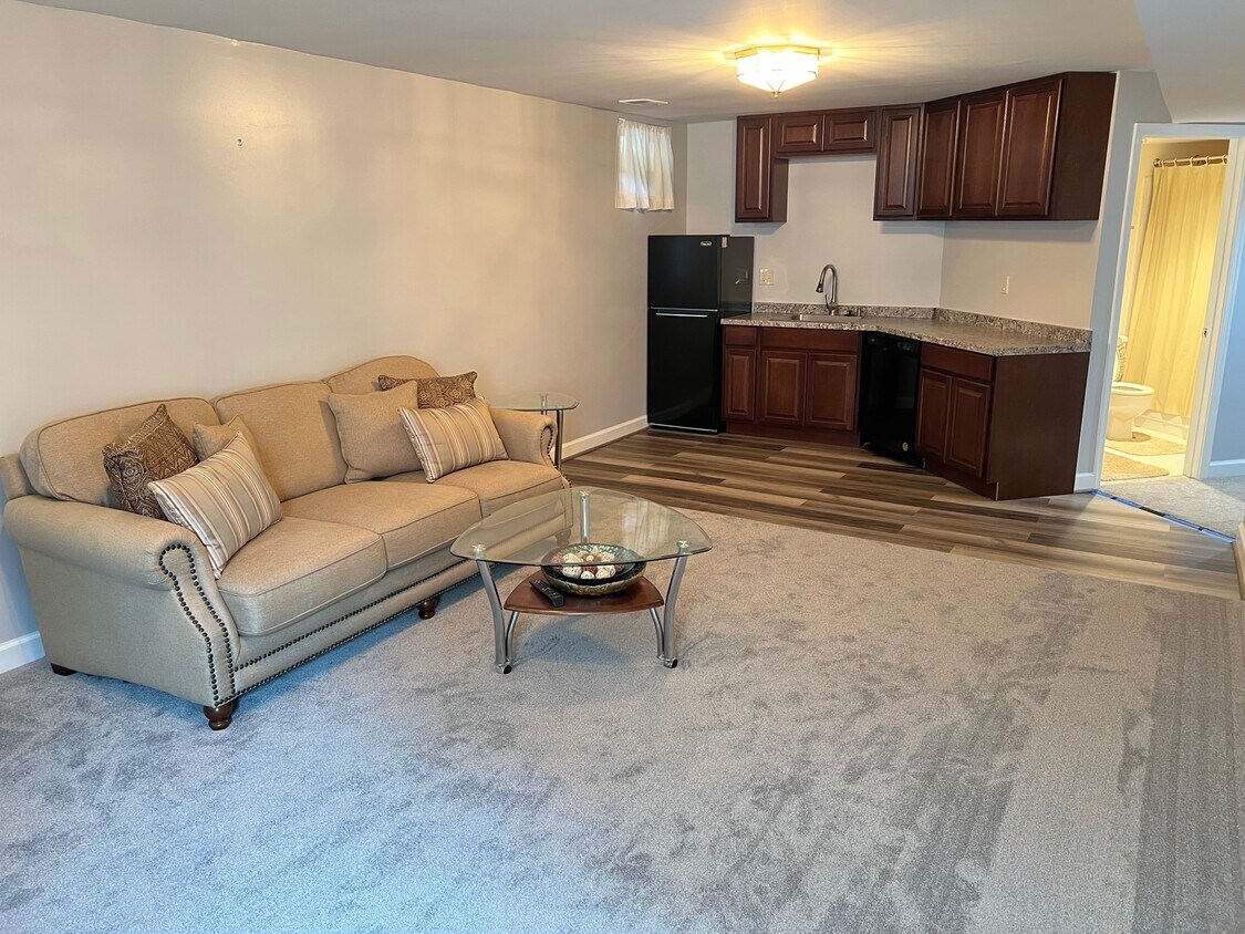 9108 Tallfield Ct, Lanham, MD 20706 House Rental in Lanham, MD