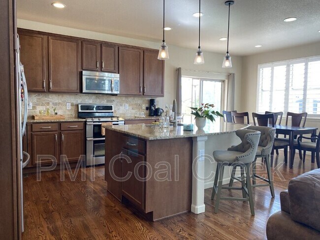 Foto del edificio - 15208 W Baker Ave