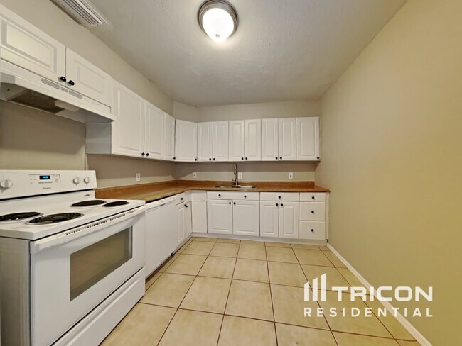 Foto del edificio - 5025 33rd Terrace N