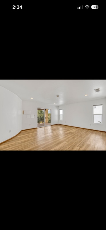 Foto del edificio - 5164 Don Pio Dr