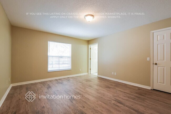 Foto del edificio - 37118 Sandy Ln