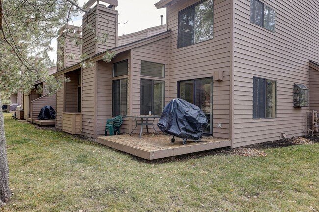 Building Photo - #14 Skyline Condominium - Sunriver