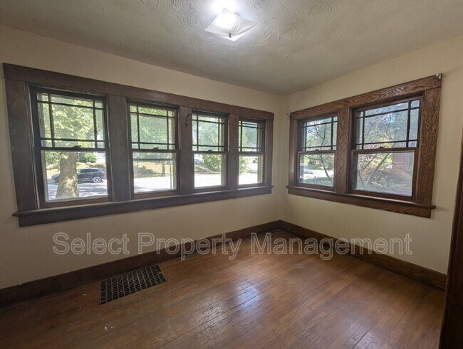 Building Photo - 1841 N Anthony Blvd