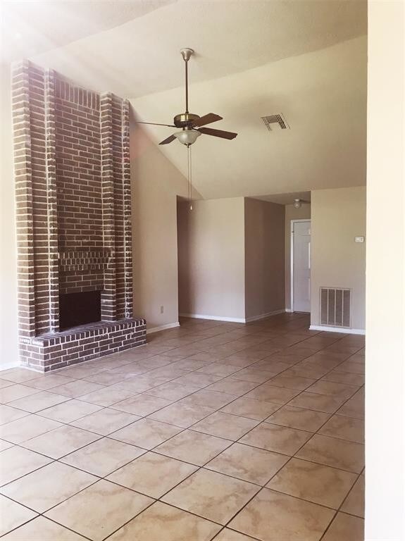 Building Photo - 3718 Village Grove Dr