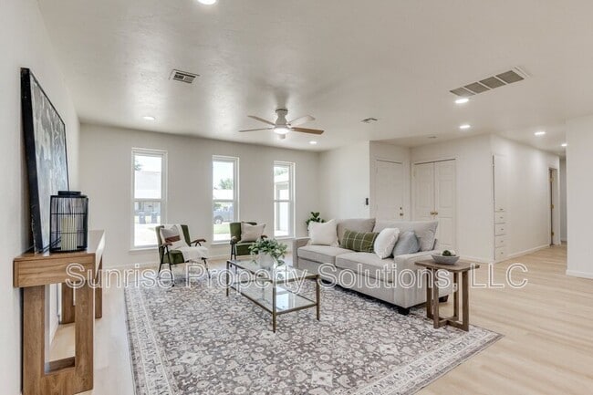 Photo - 1309 NW 106th St House