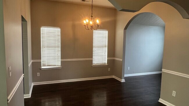 Building Photo - 2800 Carolina Ridge