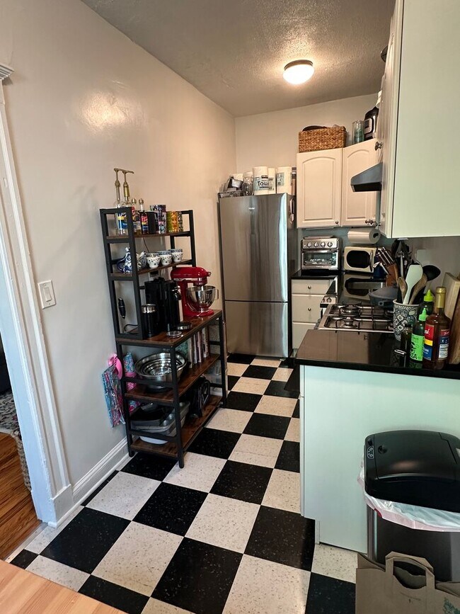 Foto del edificio - Excellent location near Brookline! 1bed/ba...